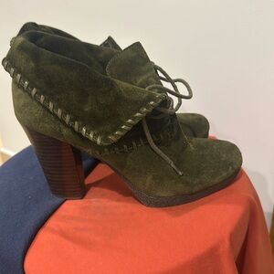 Biots/ heel/ suede/ green/7.5